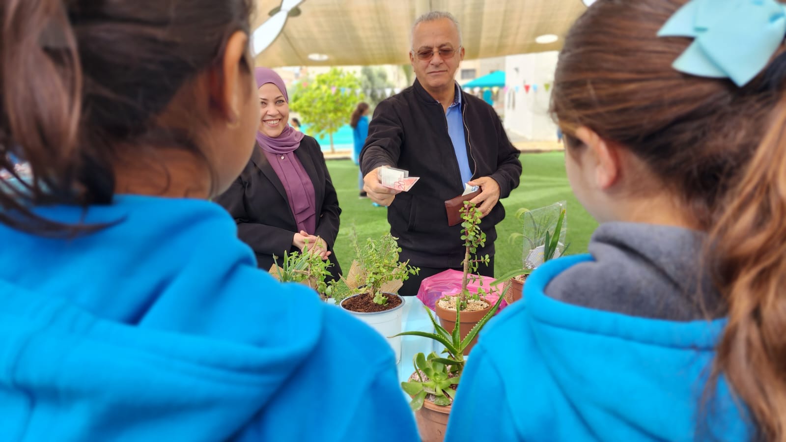 إقامة ملتقى العطاء في مدرسة المستقبل 